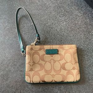 wristlet
